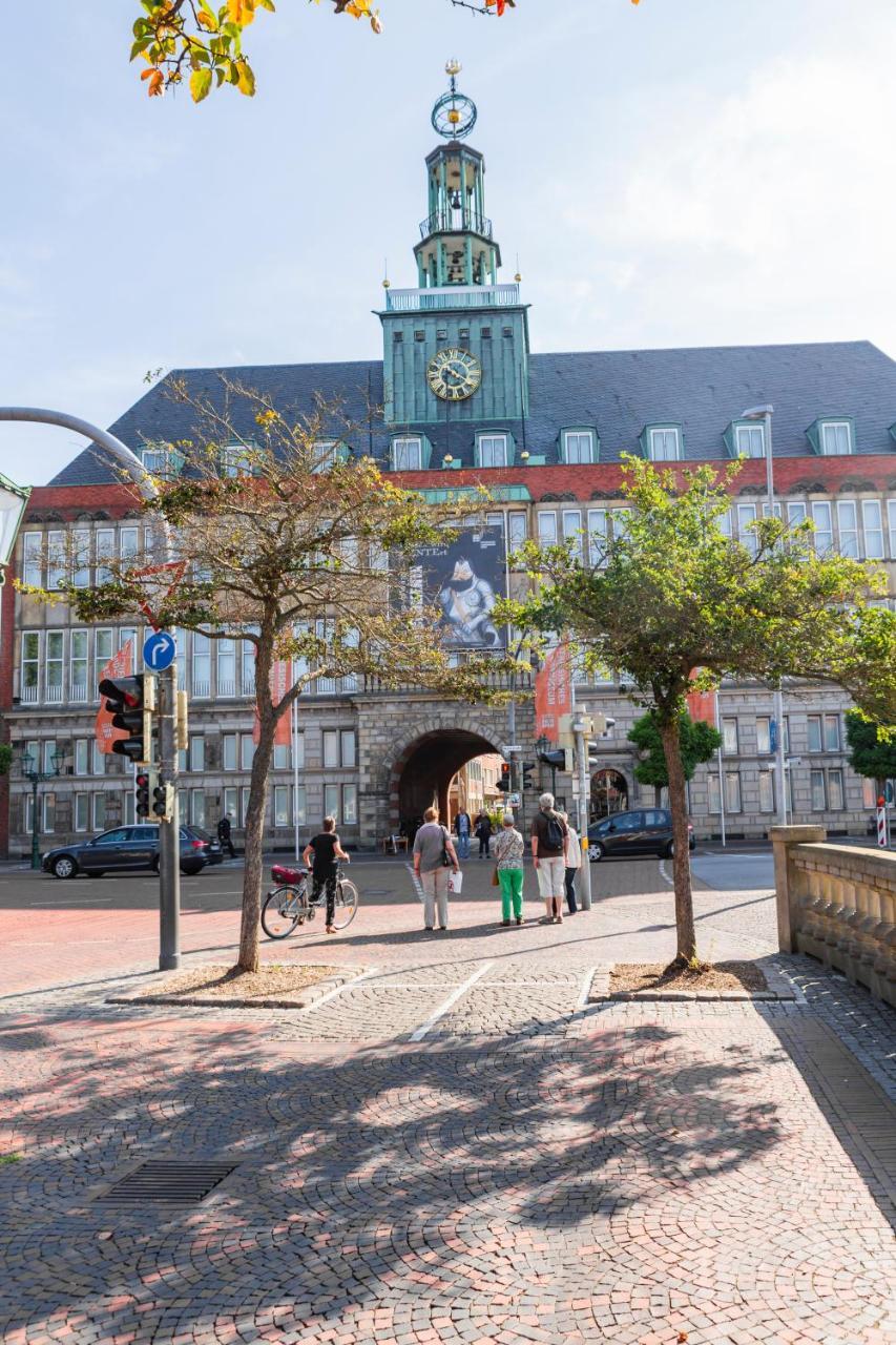 Hotel Dh -Deutsches Haus- เอมเดน ภายนอก รูปภาพ